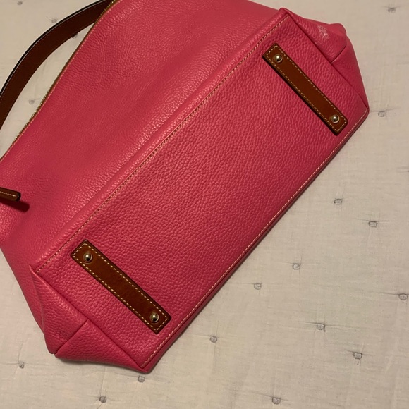 Dooney & Bourke - Picture 5 of 5